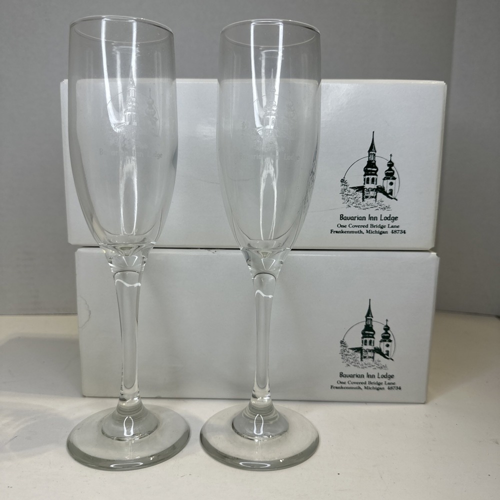 2 Vintage Bavarian Inn Lodge Champange Flute Wine Glass Frankenmuth Michigan MI